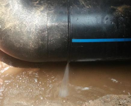 汶川楼顶渗水维修公司为大家分享下汶川卫生间漏水维修修补技术!